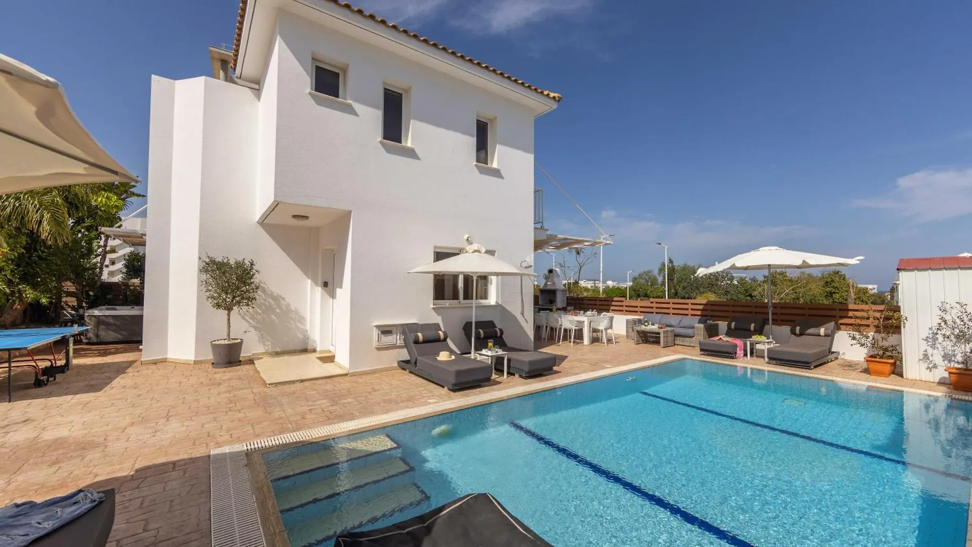 Villa Protaras View 9 Central Protaras -Fig Tree Bay-Jacuzzi-Hot Tub