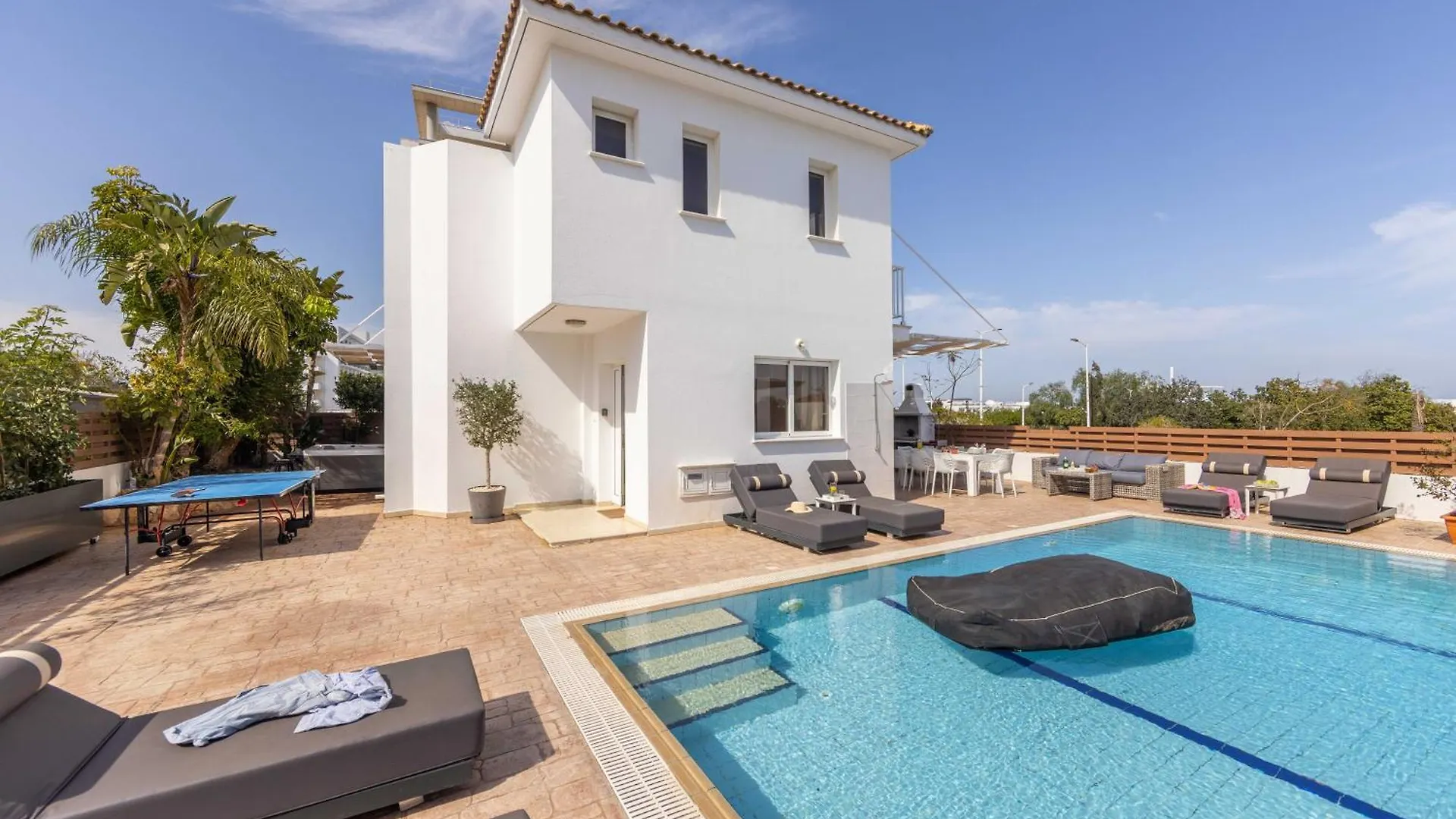 Villa Protaras View 9 Central Protaras -Fig Tree Bay-Jacuzzi-Hot Tub 0*,  Cyprus